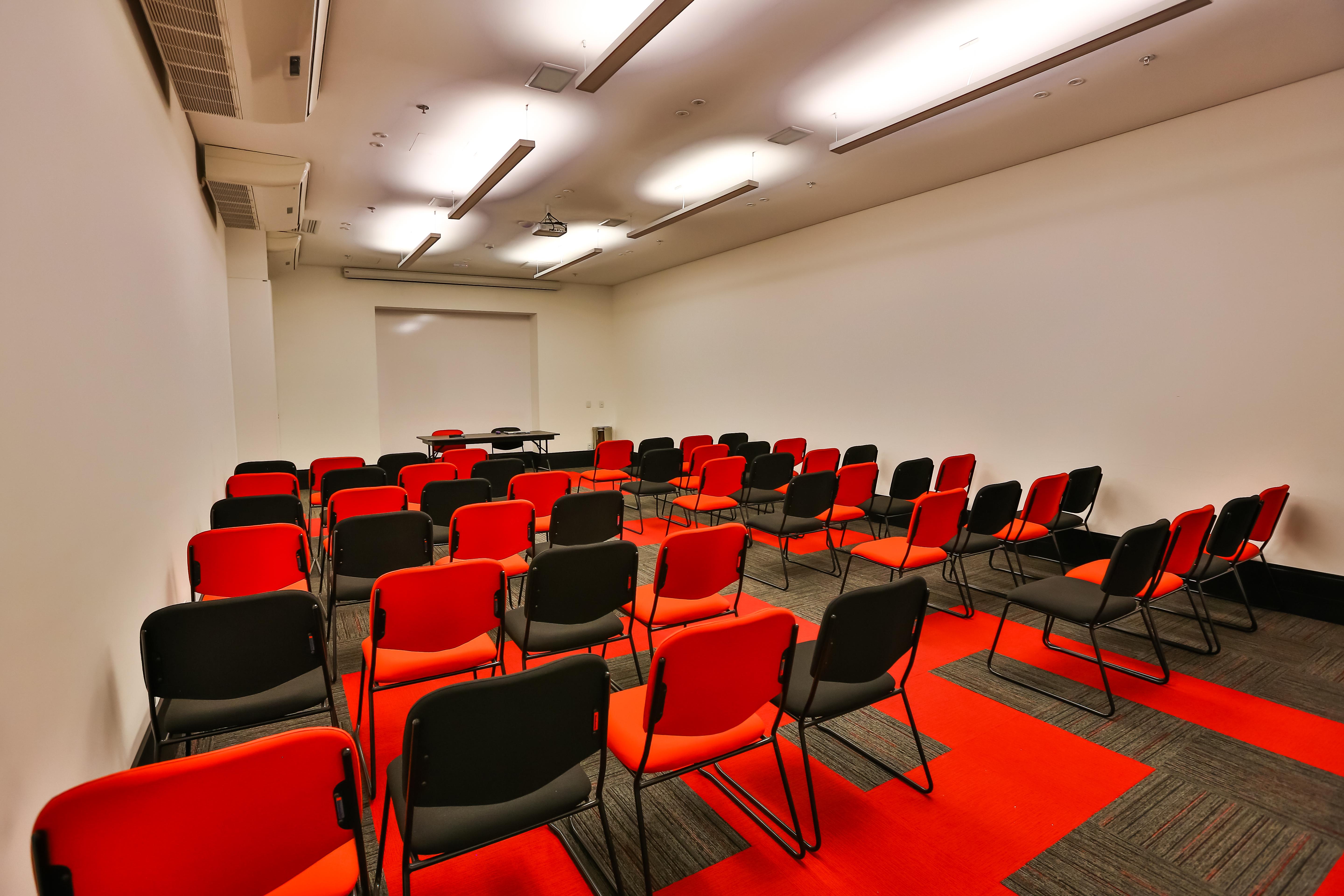 Radisson Red Campinas Hotel Ngoại thất bức ảnh The Red Room